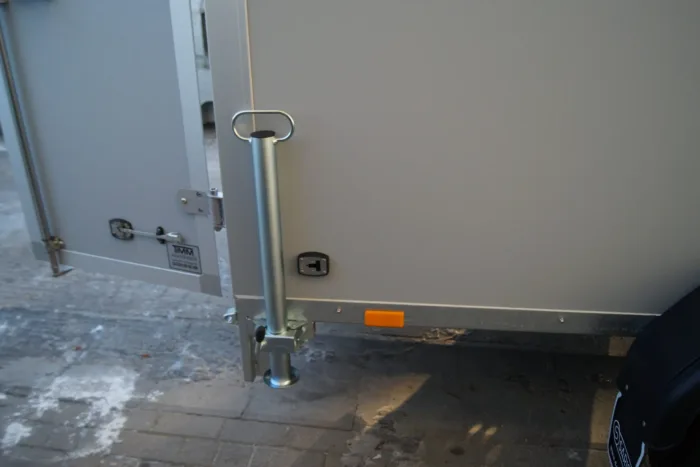 Kofferanhänger 256x134x150cm 1350kg seitliche Tür – Bild 5