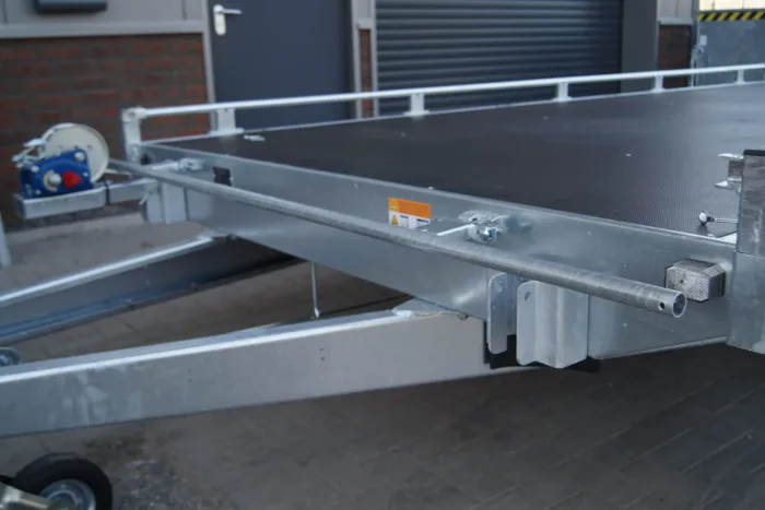 Autotransporter 406 x 204 cm 2700kg Plattform – Bild 6