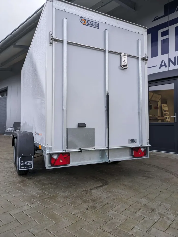 Kofferanhänger 306x154x200 2000kg  Auffahrrampe – Bild 6