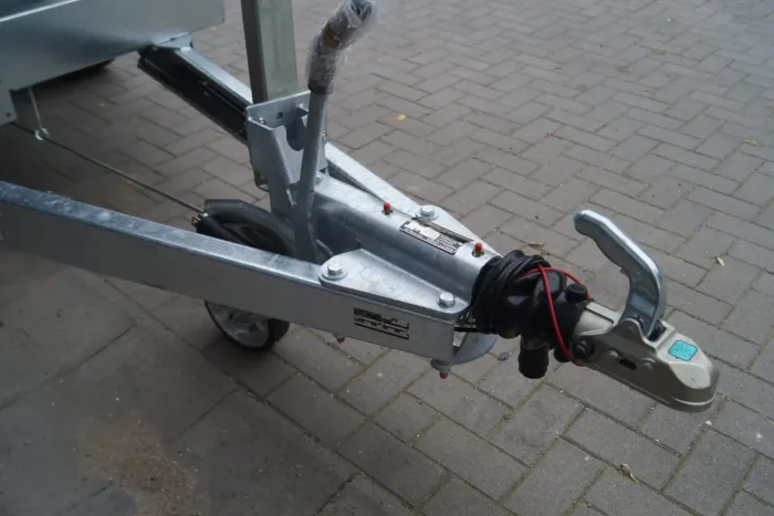Dreiseitenkipper 356 184 2700kg Elektrisch – Bild 5