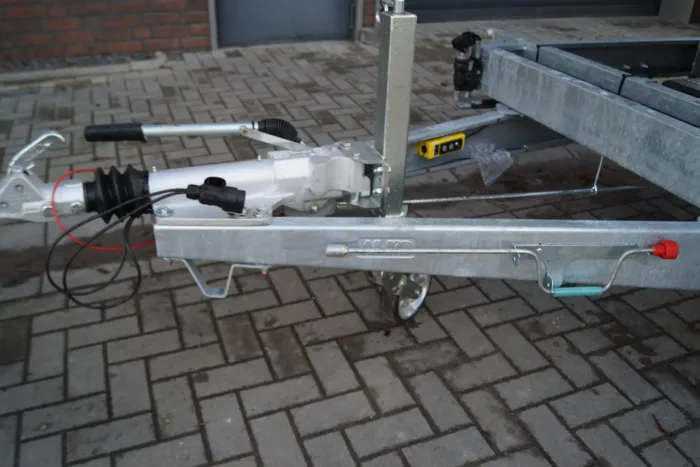 Dreiseitenkipper 406 204 3500kg Elektrisch Laubgitter – Bild 12