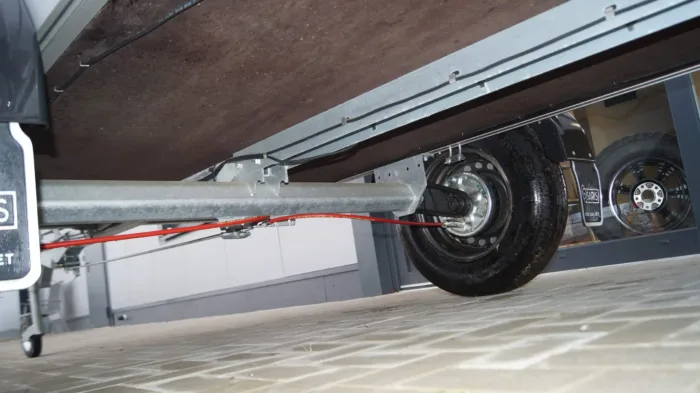 Tieflader 255x133cm 1350kg gebremst Comfort Flachplane – Bild 11