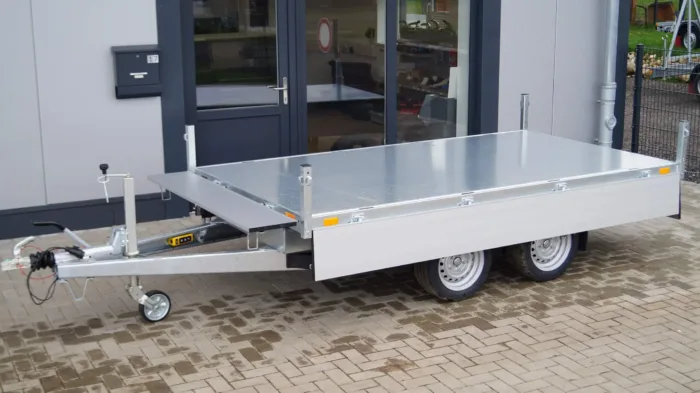 Dreiseitenkipper 306 170 2700kg Elektrisch, Nothand Rampenschacht – Bild 6